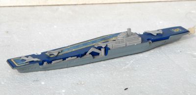 Model image r
