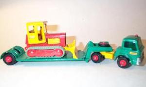 Matchbox Low Loader with Bulldozer - No.K-17-
