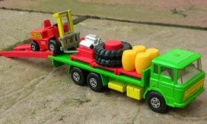 Matchbox Cargo Hauler and Pallet Loader - No.K-20-