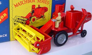 Matchbox Massey Ferguson Combine Harvester - No.M-5