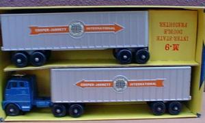 Matchbox Interstate Double Freighter - No.M-9